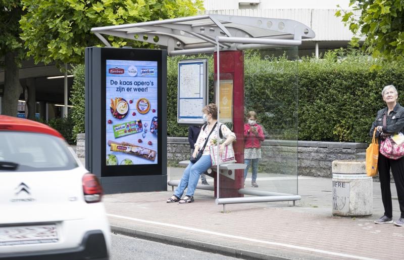 Smart Wayfinding Terminals for Rail Transit